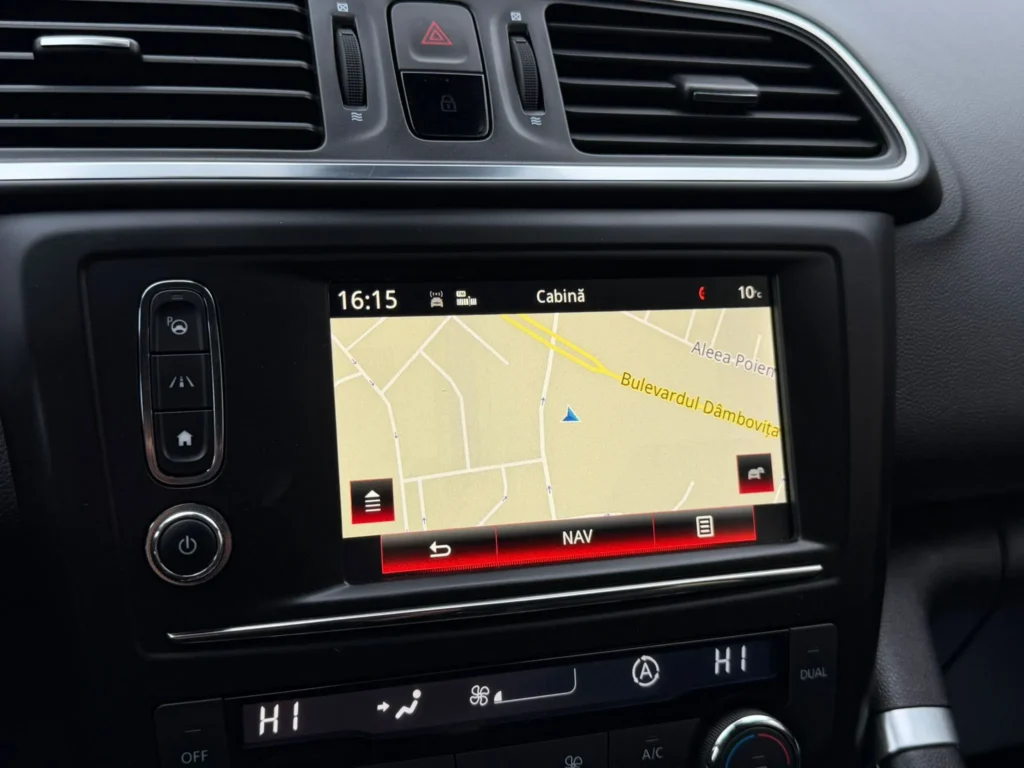 Sistem multimedia Renault Kadjar 2016 touchscreen