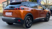 Peugeot e-2008 electric vedere laterală jante GT Line