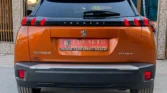 Peugeot e-2008 electric cameră marșarier și senzori