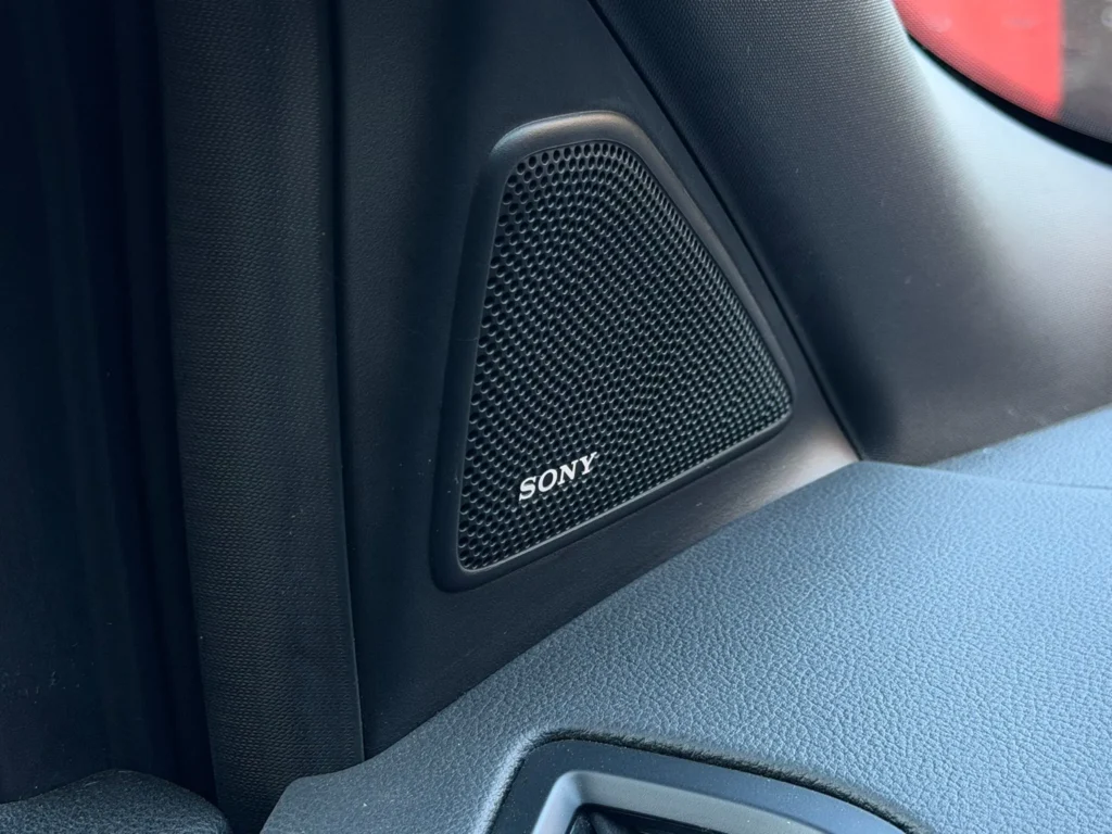 Ford Kuga 2019 sistem SYNC și audio SONY