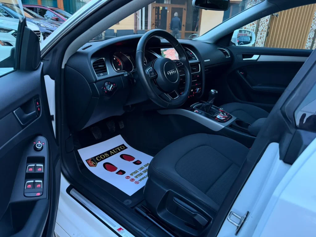 Audi A5 1.8 TFSI scaune față încălzite