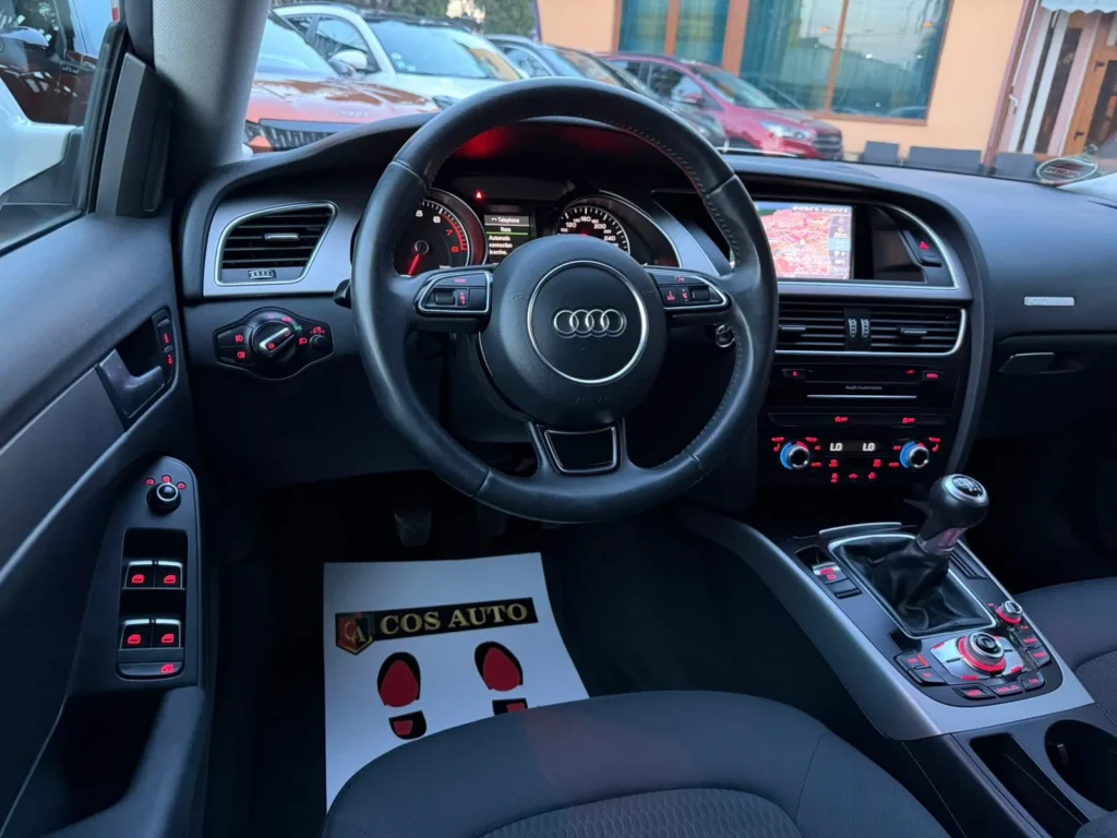 Audi A5 2013 bord și navigație