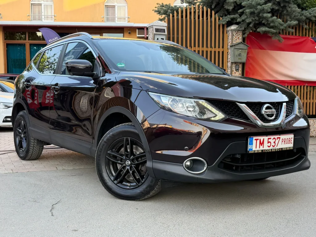 Nissan Qashqai 2017 Tekna exterior față panoramic