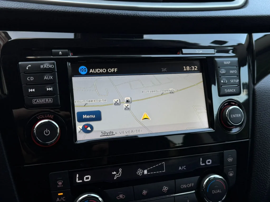 Nissan Qashqai senzori parcare față spate