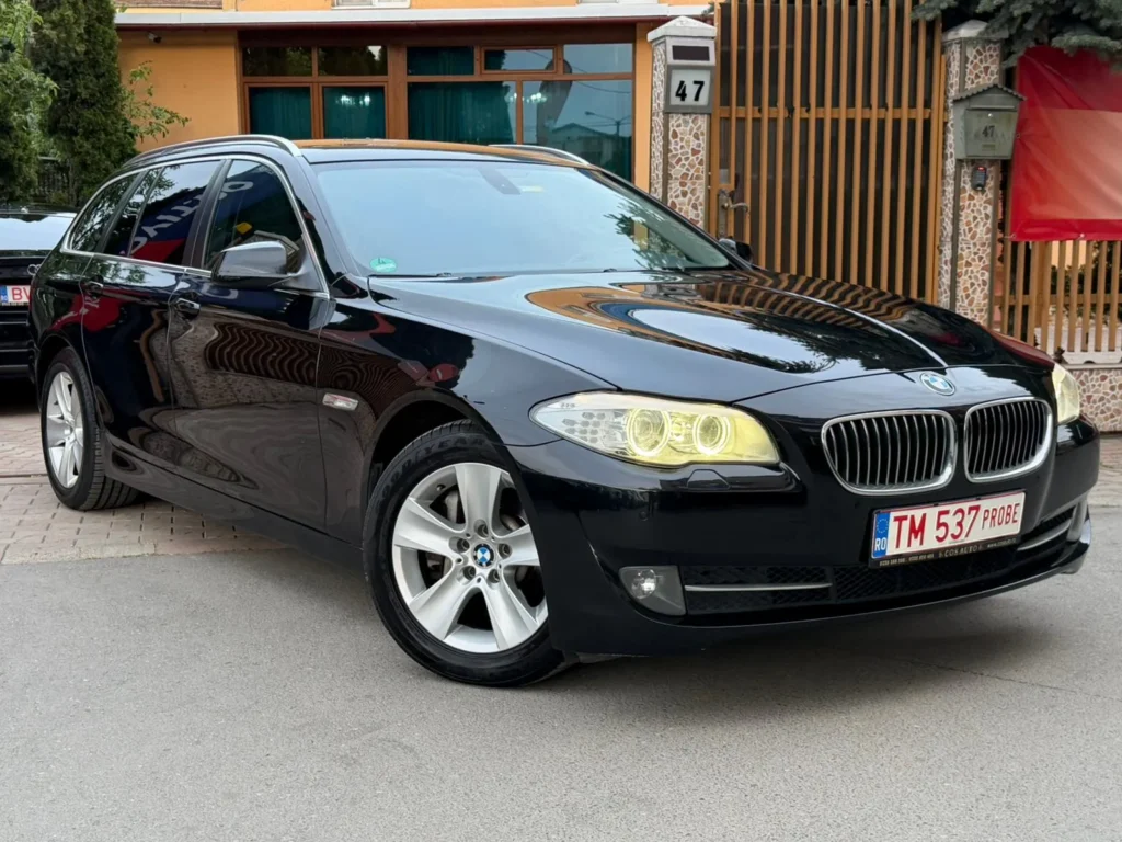BMW 525d 2.0 diesel vedere laterală sedan