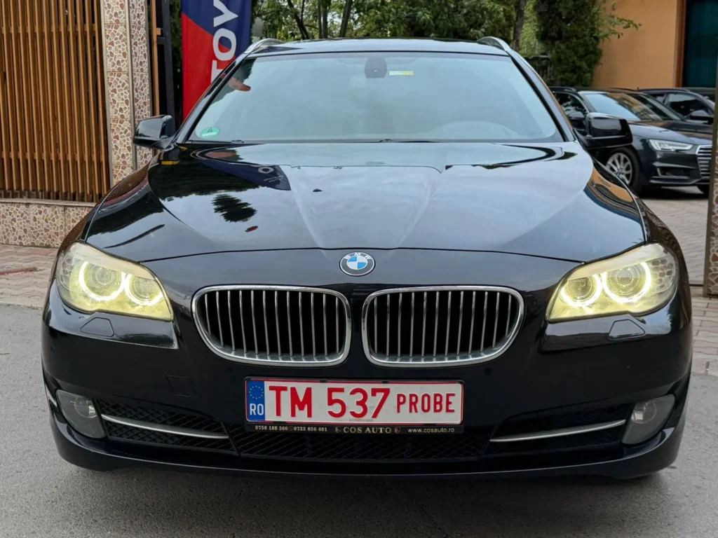 BMW Seria 5 525d 2012 exterior față Angel Eyes LED