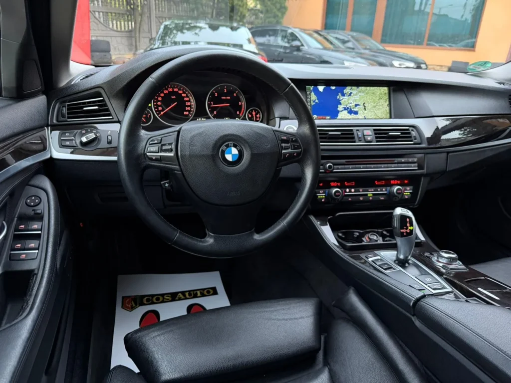 BMW 525d senzori parcare față spate